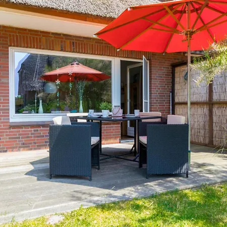 Holiday home An Duenen Und *